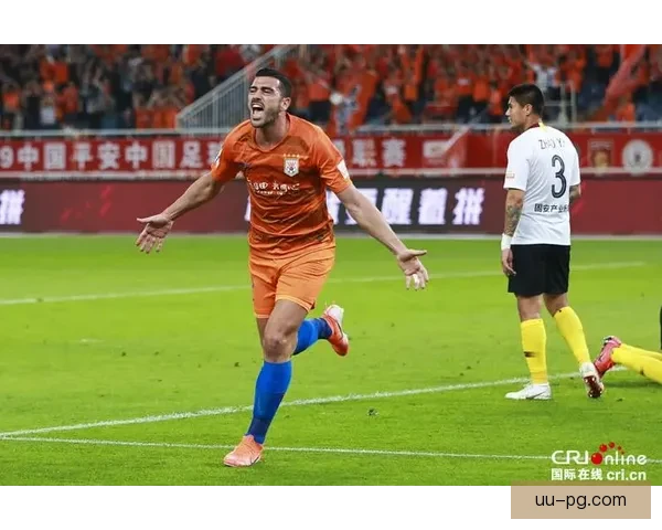 佩莱加盟山东鲁能强势坐镇锋线助力球队称霸联赛