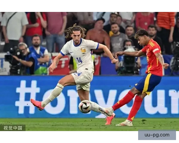 巴塞罗那小将亚马尔打破纪录 成为欧洲杯历史最年轻进球球员