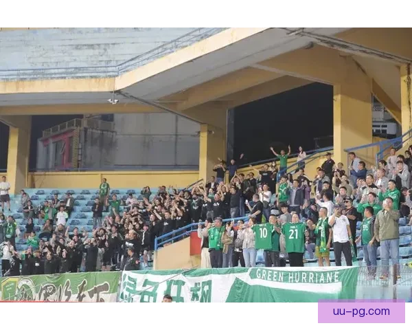 浙江队在亚冠二级联赛中表现平平无奇未能突出重围